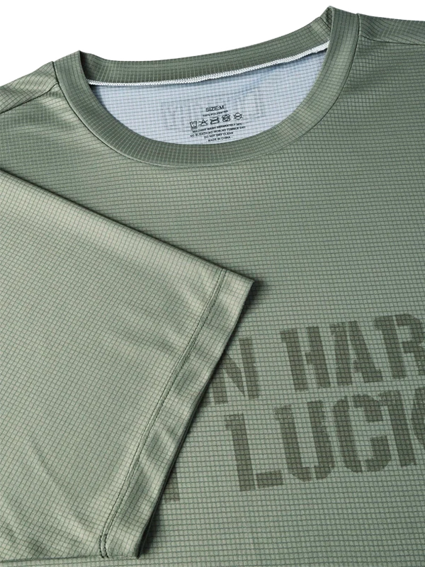 T-SHIRT TECHNIQUE HOMME - TRAIIN HARD, GET LUCKY (GREEN)