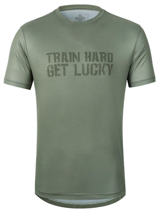 T-SHIRT TECHNIQUE HOMME - TRAIIN HARD, GET LUCKY (GREEN)